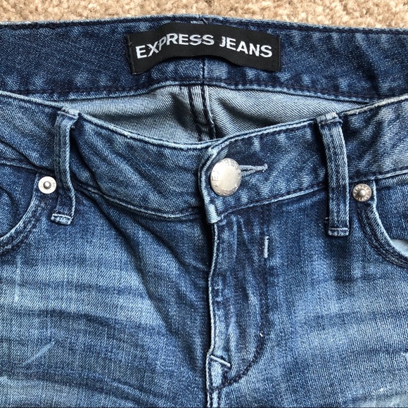 Express Cropped Distressed Jeans - Size 6 - Picture 6 of 6